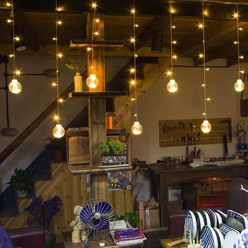 Zewnętrzna Girlanda Świetlna LED Kule - 12 Sztuk