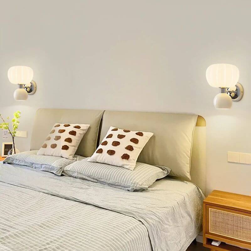 Nowoczesne kremowe kinkiety LED