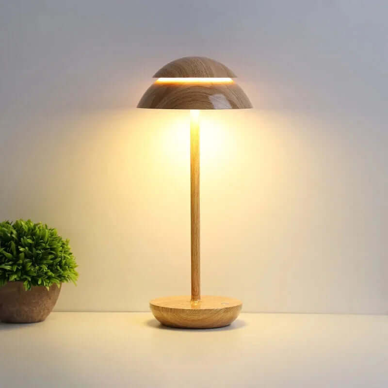 Prestiżowa lampa stołowa z oświetleniem