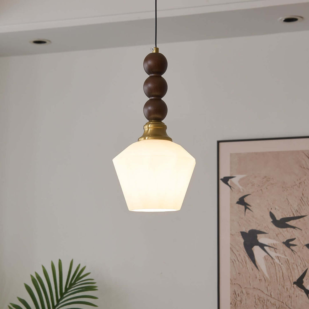 Elegancka szklana, drewniana i metalowa lampa wisząca