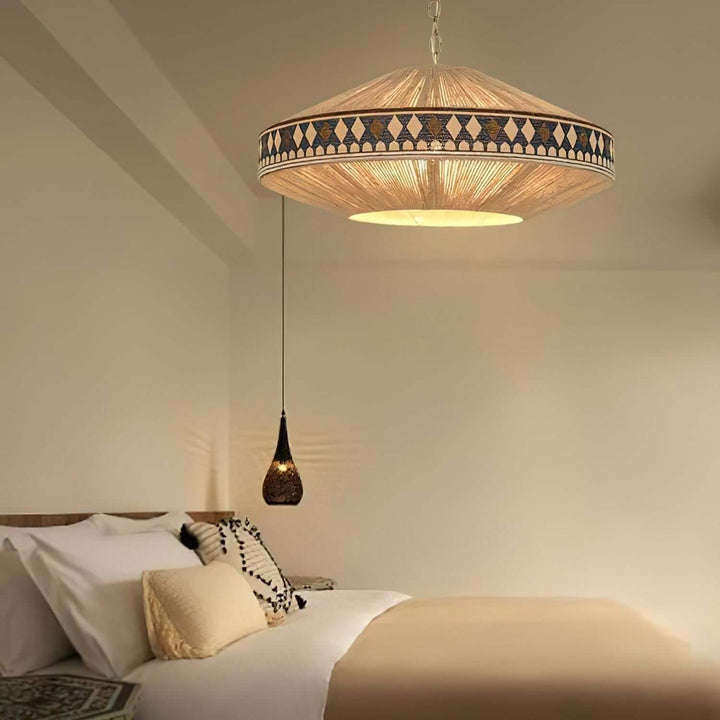 Elegancka lampa boho z elementami plecionki