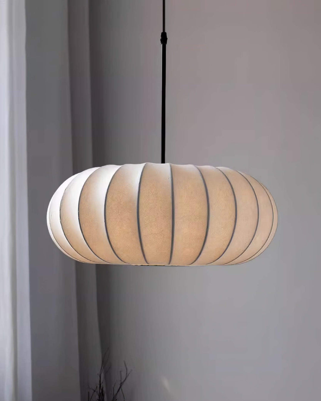 Lampa wisząca Verona z materiału i metalu