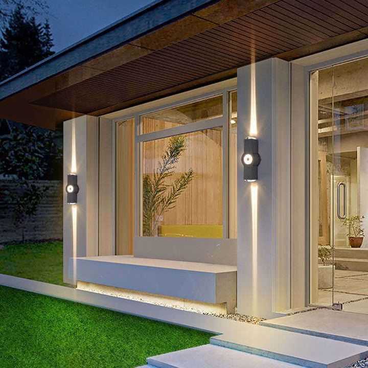 Zewnętrzna Lampa Ścienna LED - Design Krzyżowy