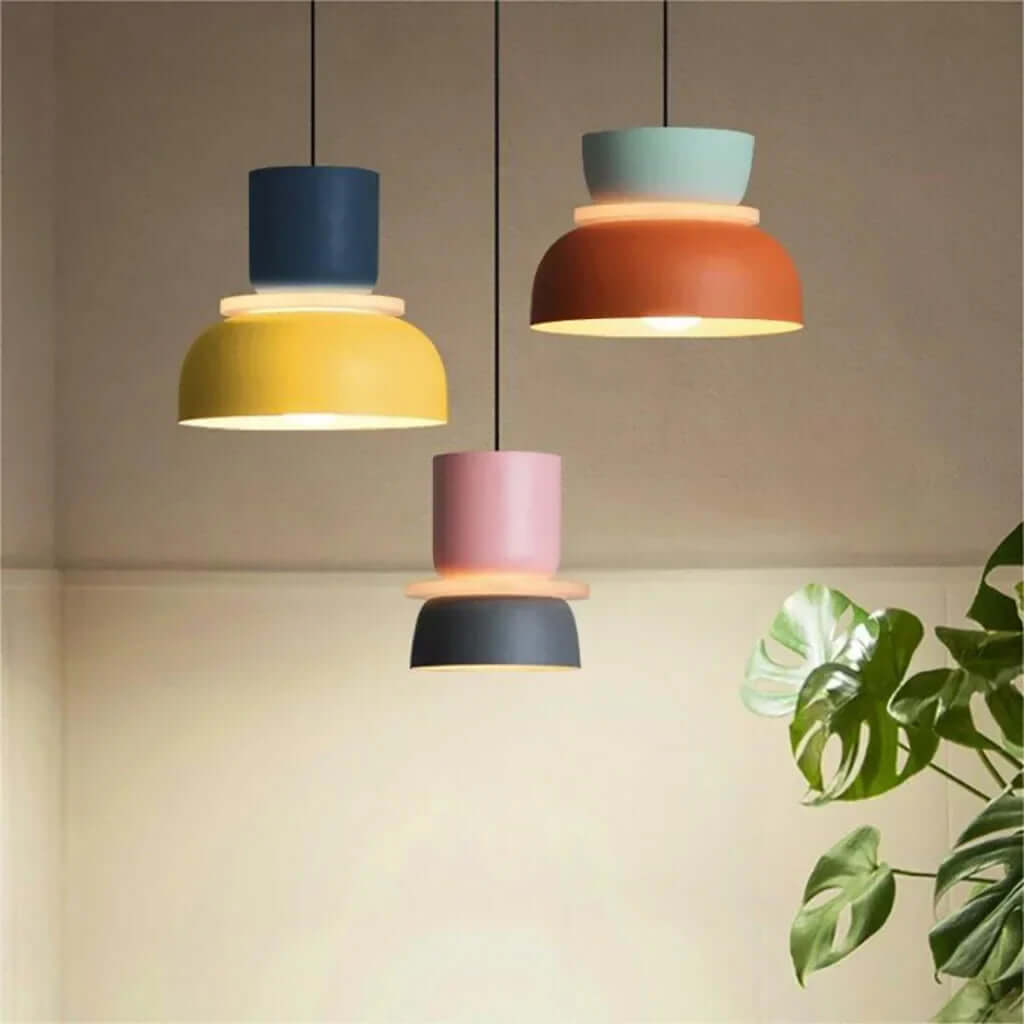 Nordycka lampa wisząca Dulcy z blokami kolorów