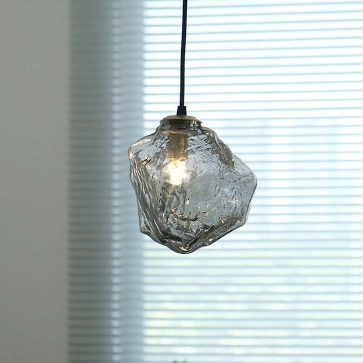 Lampa wisząca z bursztynowego szkła