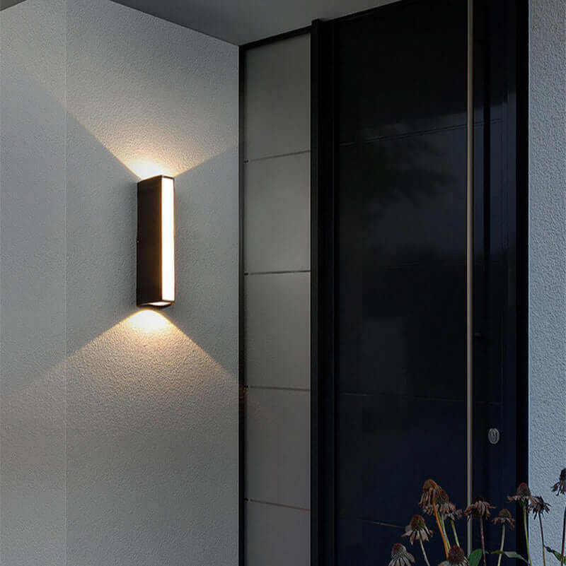 Zewnętrzna Wodoodporna Lampa Ścienna LED - Oświetlenie Tarasu, Ogrodu