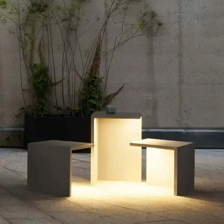 Zewnętrzna Lampa Solarna o Minimalistycznym Designie