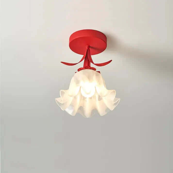 Prosta plafoniera Tiffany z mini-kwiatami