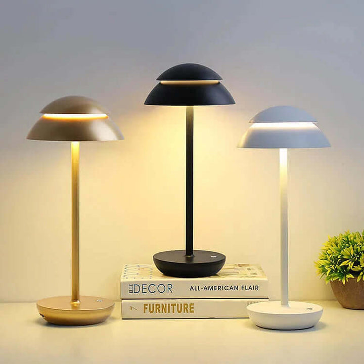 Prestiżowa lampa stołowa z oświetleniem