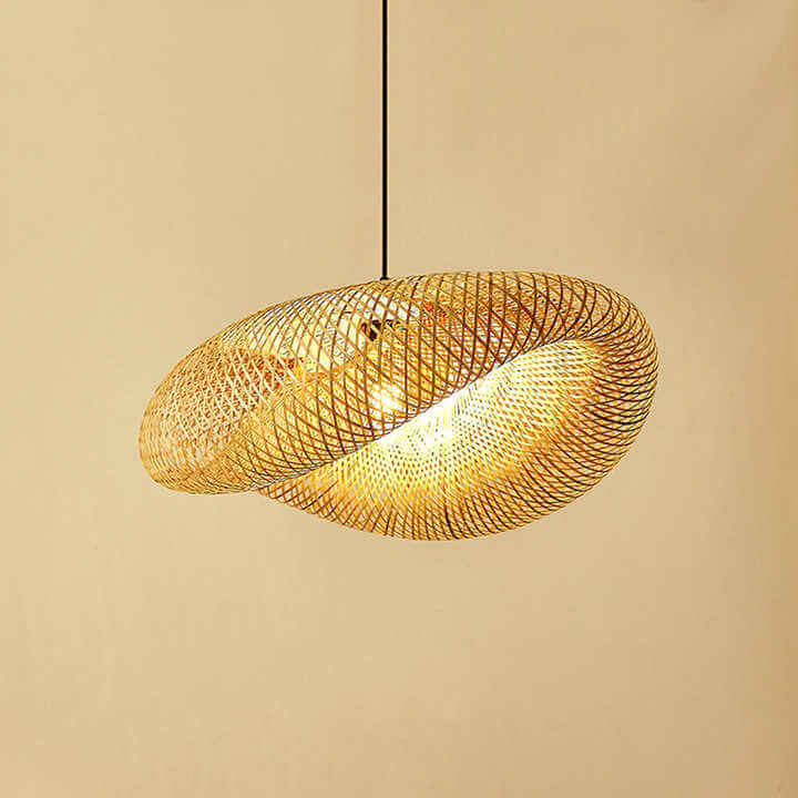 Przytulna lampa wisząca w stylu boho z bambusa