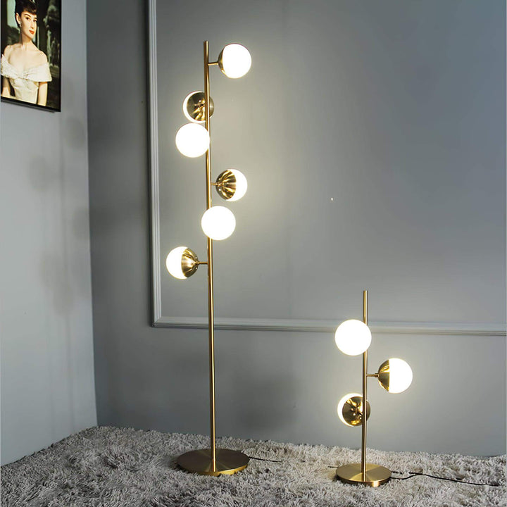Designerska lampa stojąca z kloszami