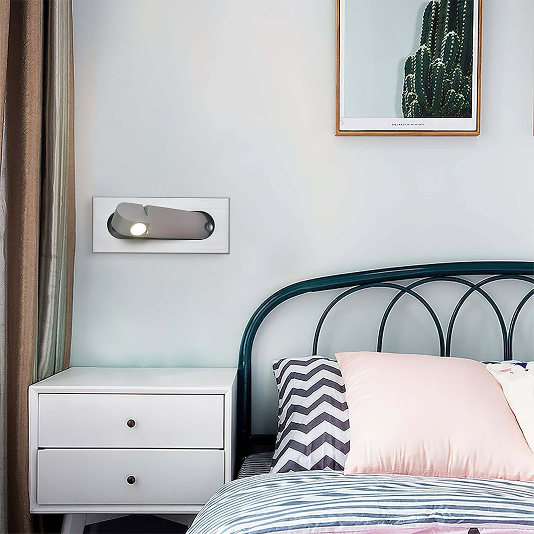 Lampka na stolik nocny LED w minimalistycznym stylu