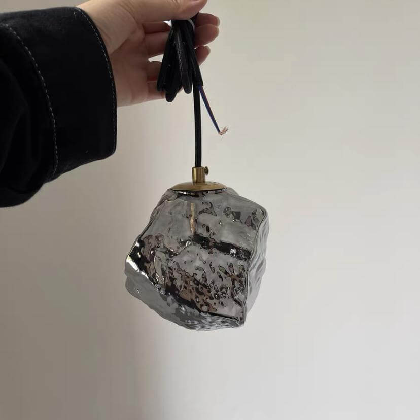Nowoczesna szklana lampa sufitowa