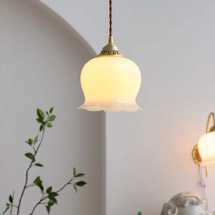 Stylowa wisząca lampa Konwalia