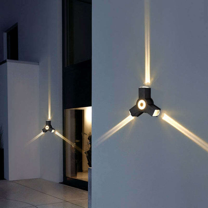 Zewnętrzna Lampa Ścienna LED - Design Krzyżowy