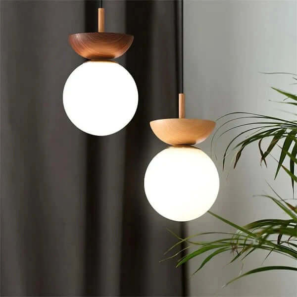 Lampa wisząca kulista, drewno orzechowe