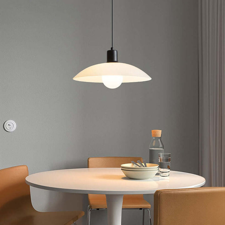 Minimalistyczna Lampa Wisząca z Białego Hartowanego Szkła