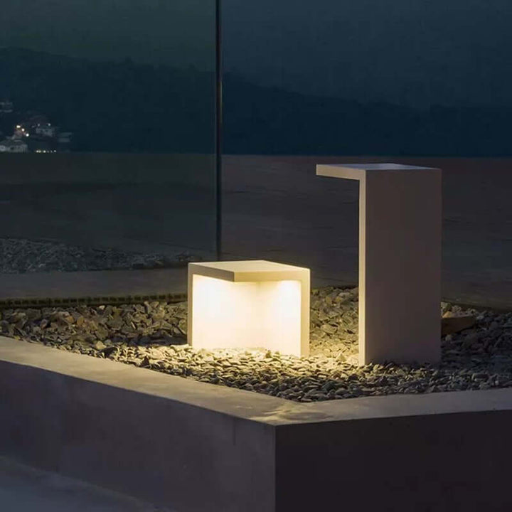 Zewnętrzna Lampa Solarna o Minimalistycznym Designie