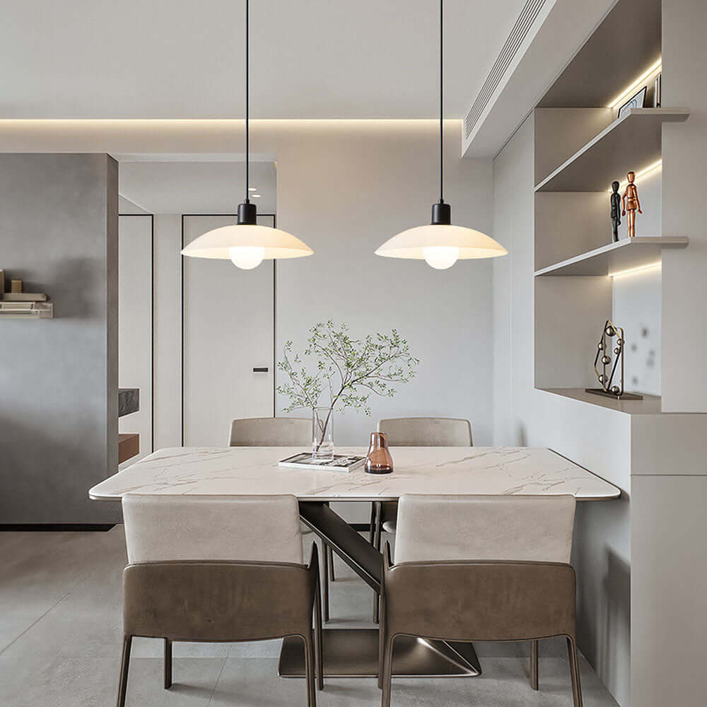 Minimalistyczna Lampa Wisząca z Białego Hartowanego Szkła