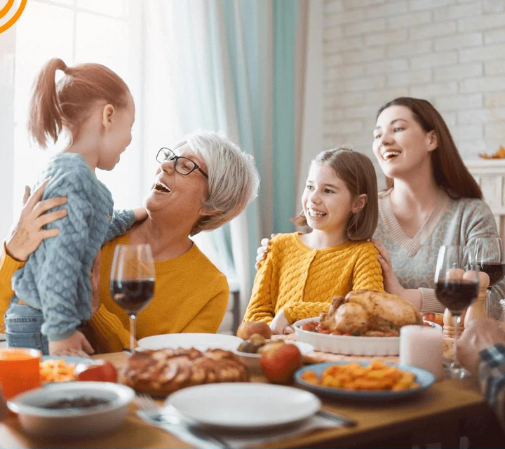 Dyskretny i nowoczesny aparat słuchowy, ładowalny, lekki, kompaktowy design, zapewniający wyraźne i komfortowe wrażenia słuchowe.