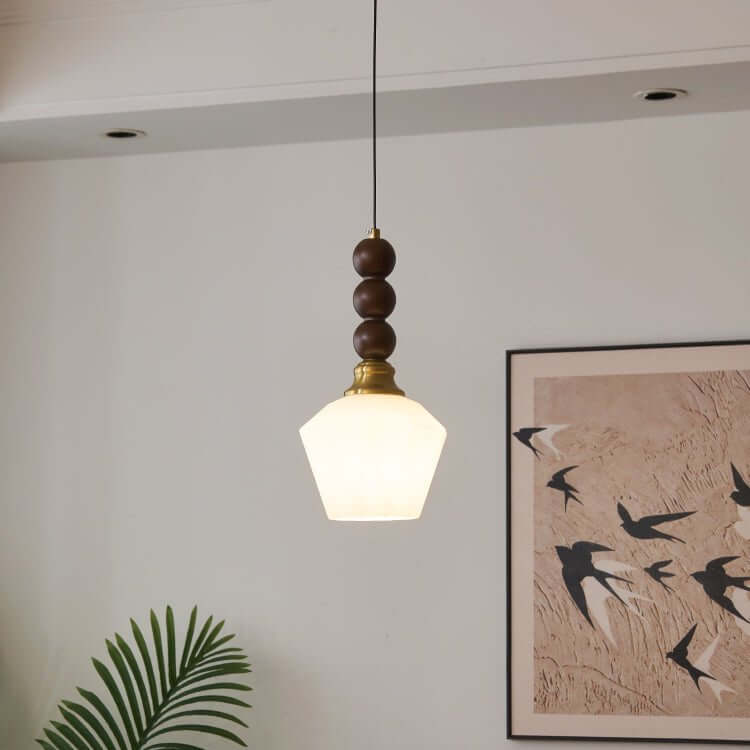 Elegancka szklana, drewniana i metalowa lampa wisząca