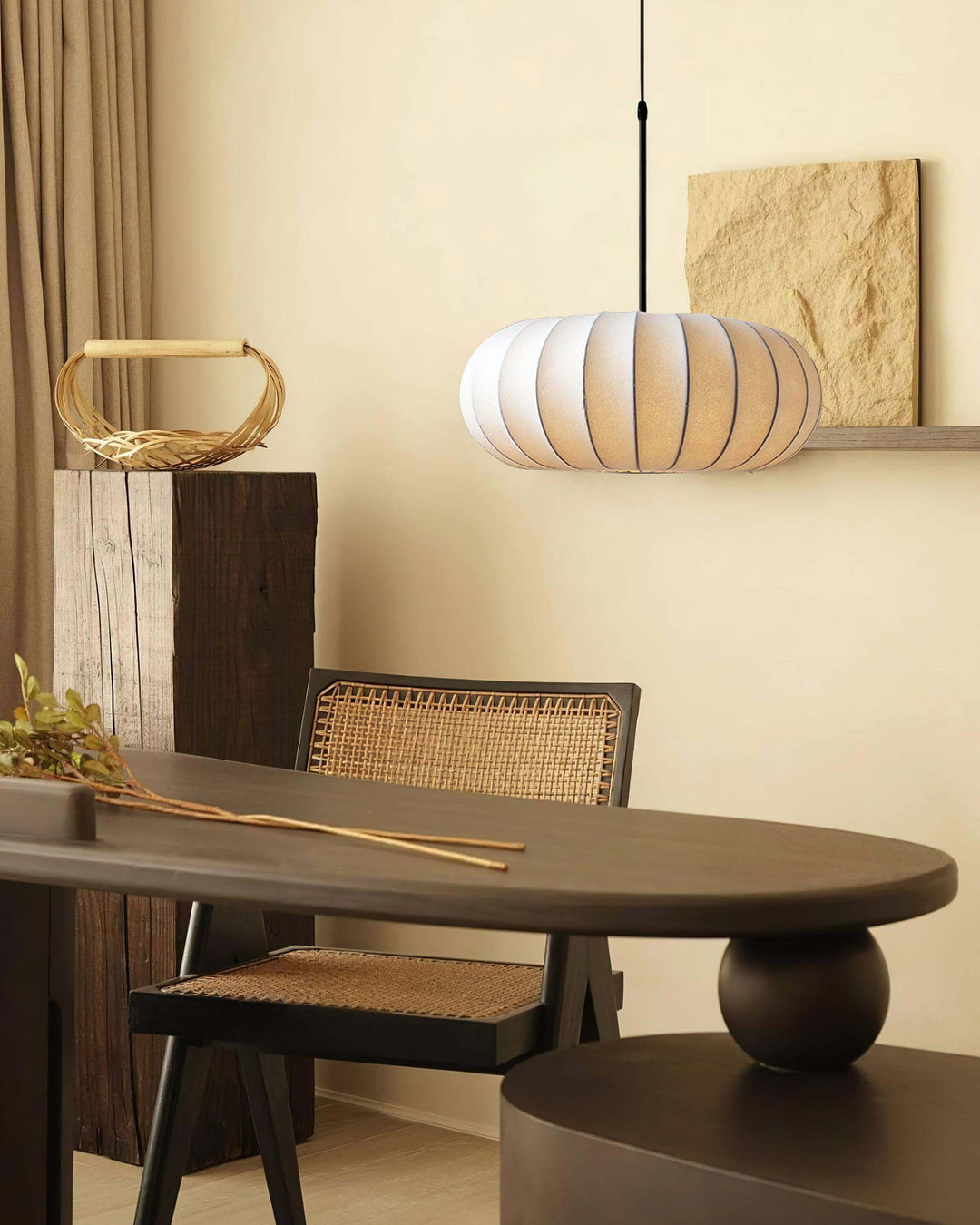 Lampa wisząca Verona od spodu, ukazująca źródło światła