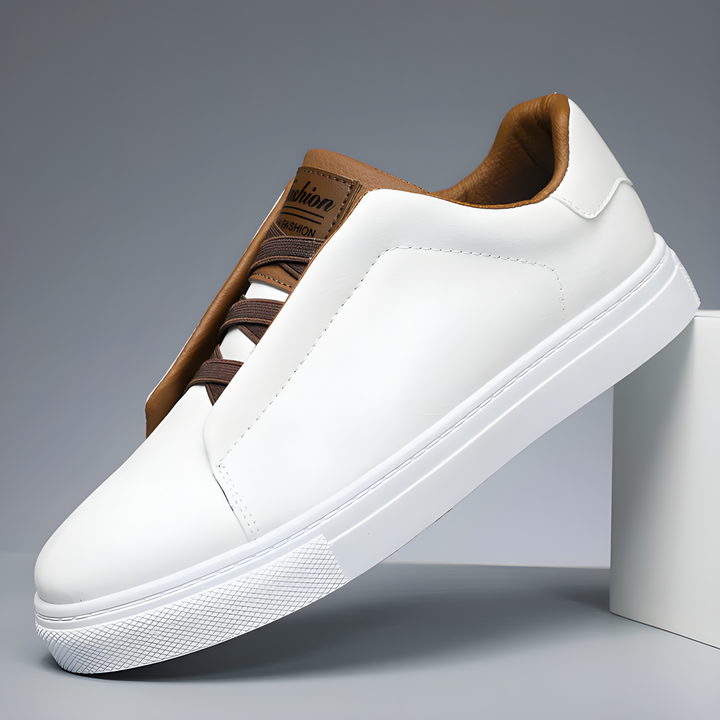 Męskie skórzane sneakersy w biało-brązowym kolorze, klasyczne, eleganckie i wytrzymałe, zaprojektowane z myślą o komforcie i stylu.