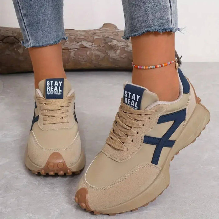 Nowoczesne zielone buty sportowe dla kobiet, lekkie i przewiewne, idealne do chodzenia.