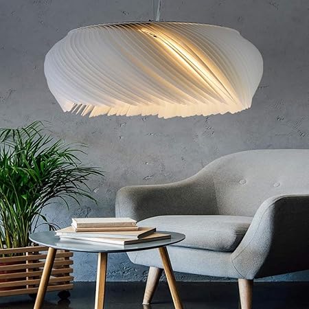 Lampa wisząca z akrylu, oświetla przestrzeń