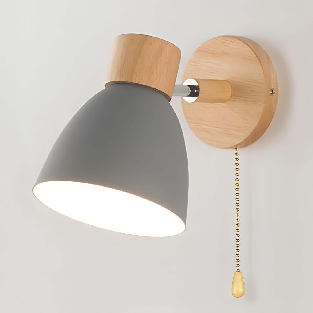 Nowoczesna drewniana lampa ścienna w stylu skandynawskim