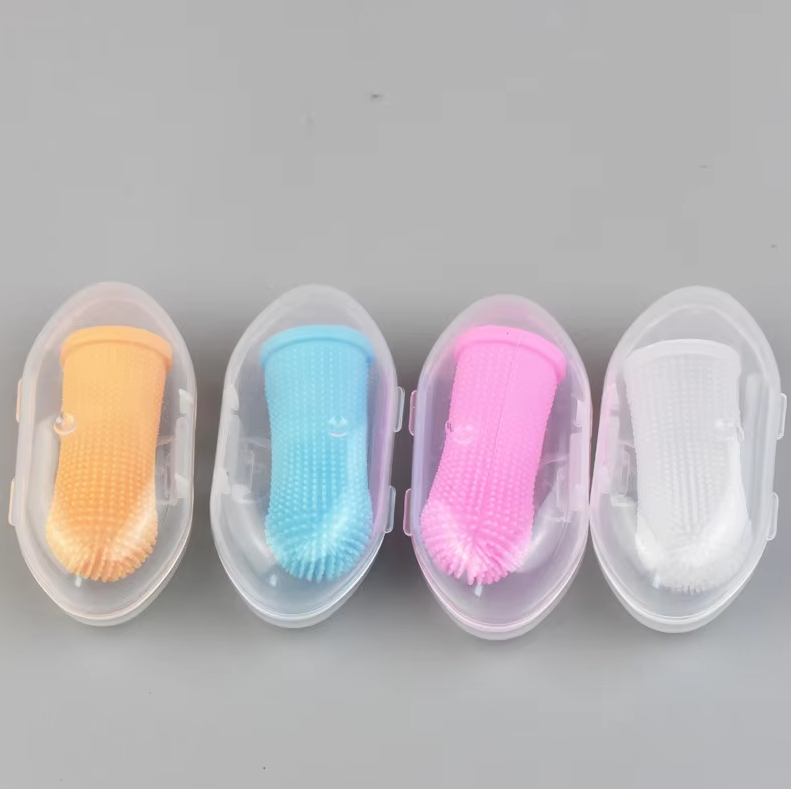 Silikonowa szczoteczka do zębów dla zwierząt, wielokrotnego użytku, miękka i skuteczna, elastyczny design do wygodnego czyszczenia.