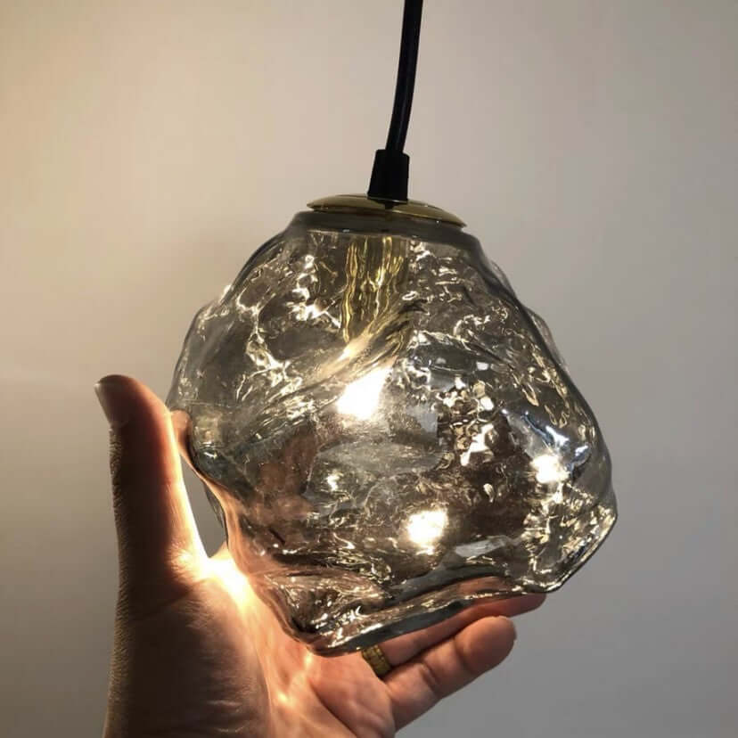 Elegancka lampa wisząca do jadalni