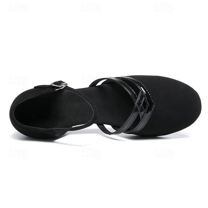Czarne, eleganckie buty do tańca nowoczesnego na niskim obcasie, komfortowe i stylowe, z antypoślizgową podeszwą, dla kobiet.