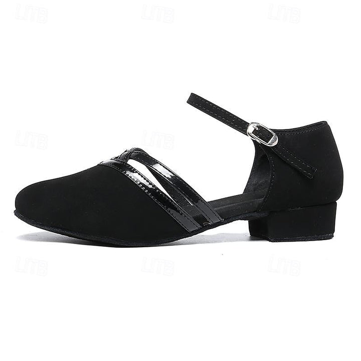 Czarne, eleganckie buty do tańca nowoczesnego na niskim obcasie, komfortowe i stylowe, z antypoślizgową podeszwą, dla kobiet.