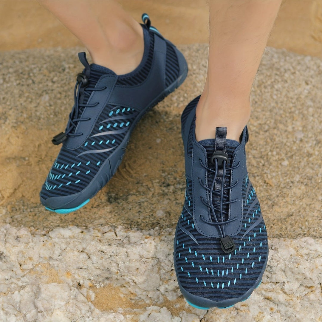 Lekkie buty do wody unisex, oddychające, antypoślizgowa podeszwa, zbliżenie podeszwy