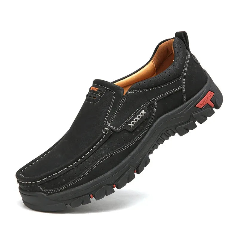 Męskie skórzane buty ortopedyczne z solidną podeszwą i eleganckim designem, w kolorze czarnym i brązowym.