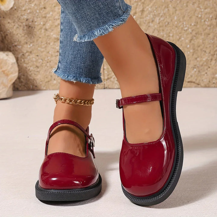 "Chaussures Mary Jane en cuir pour femmes, bout rond, sans lacet, élégantes et confortables, vue de profil"