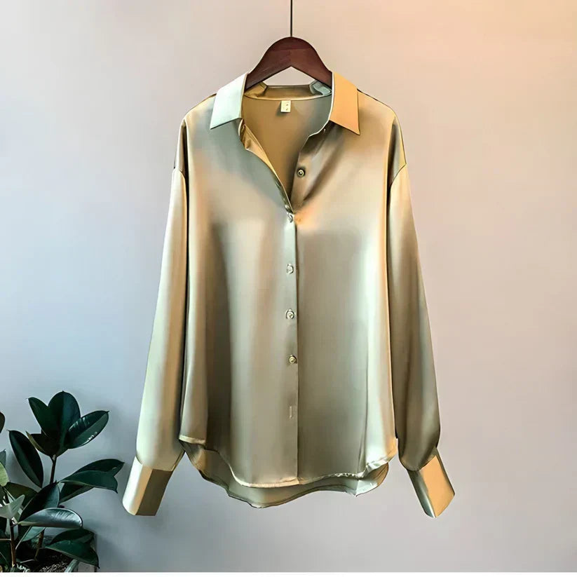 Elegancka jedwabna koszula damska, szykowna i stylowa, idealna na formalne okazje lub casualowy wygląd.