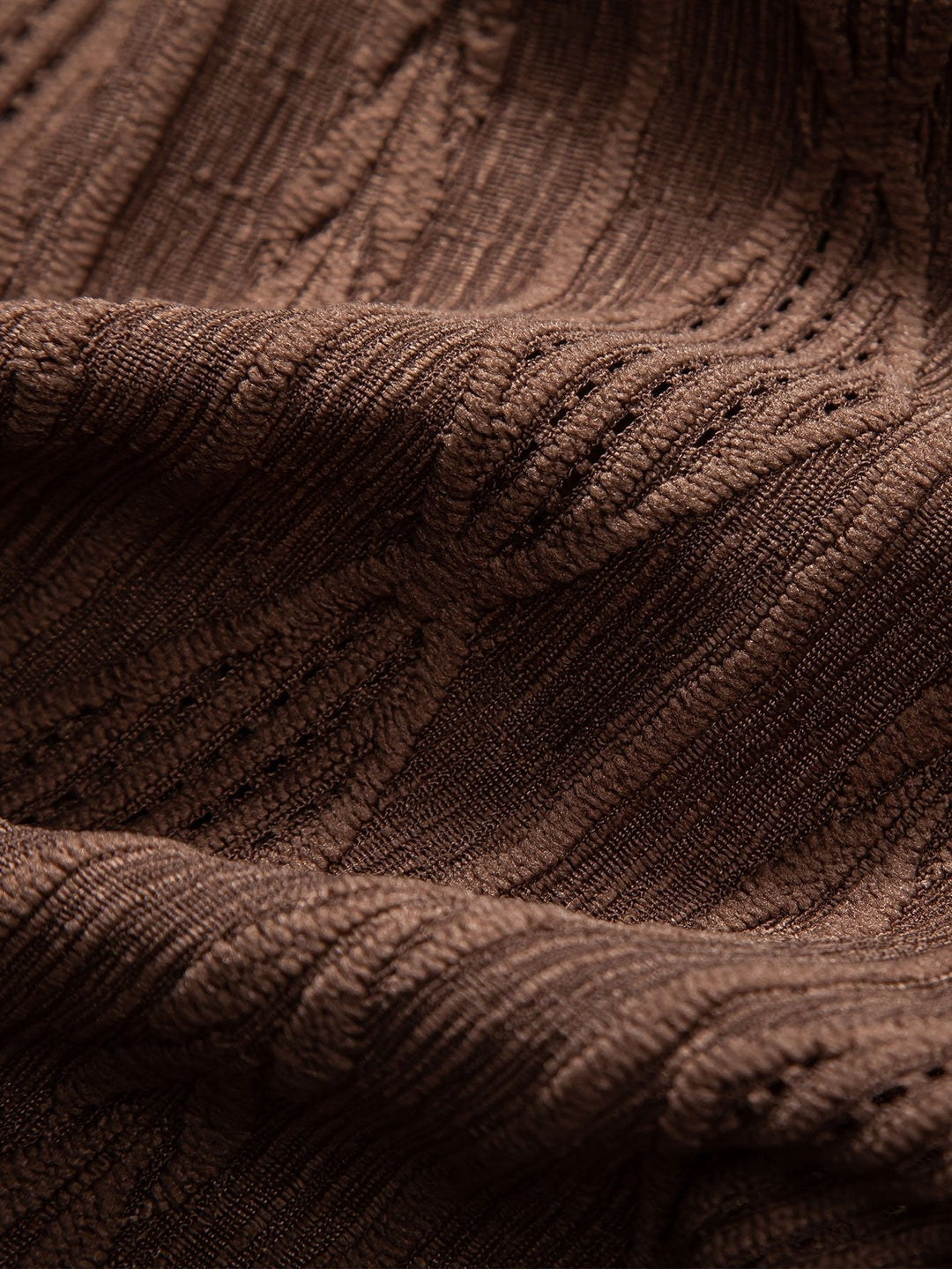 Kołnierzyk męskiej koszuli żakardowej