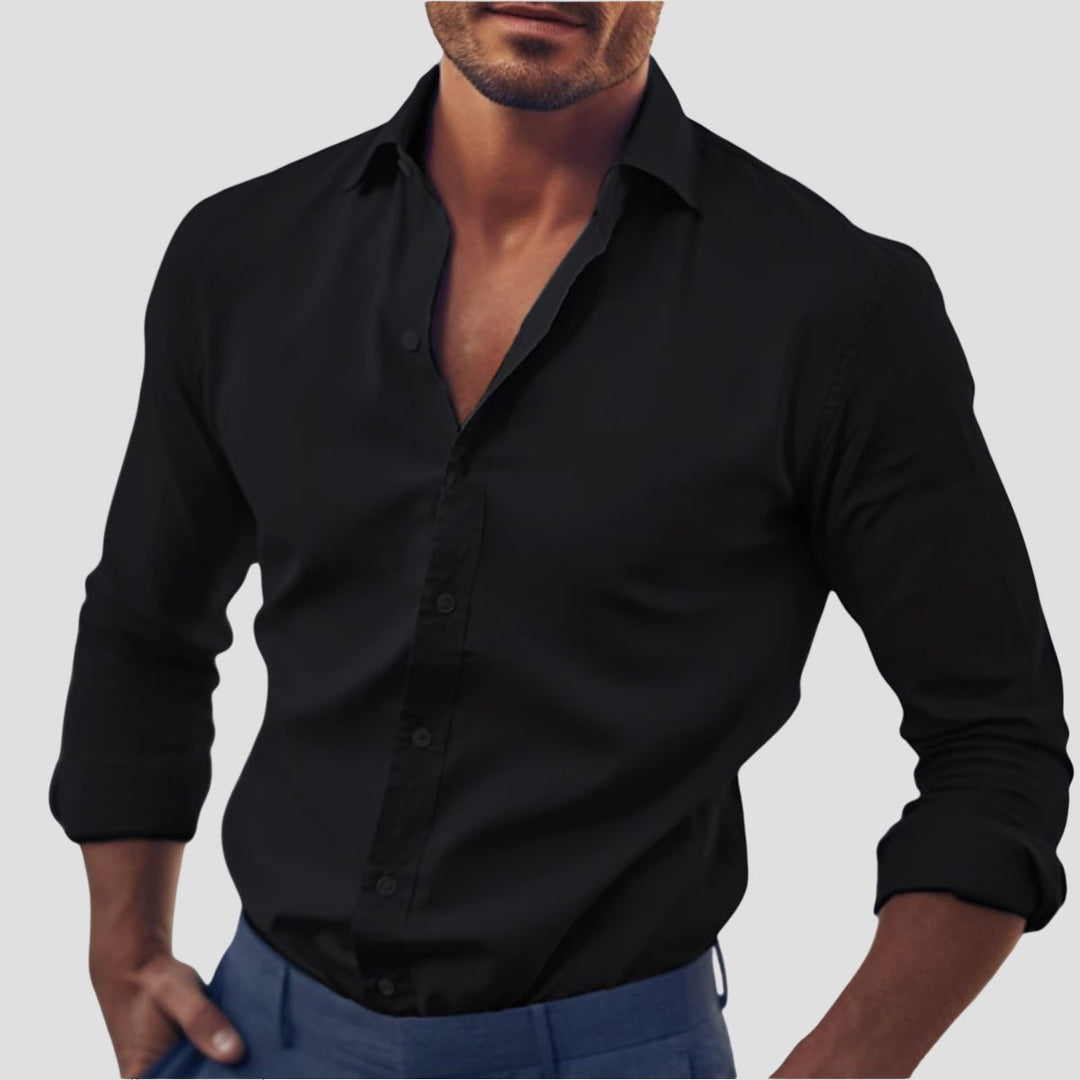 Męska bawełniana koszula elegancka z dopasowanym krojem, włoskim kołnierzykiem i regulowanymi mankietami.