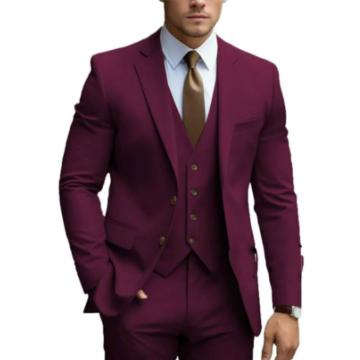 "Costume 3 pièces élégant pour homme, veste, gilet et pantalon, parfait pour mariage, couleur tendance, taille ajustée."