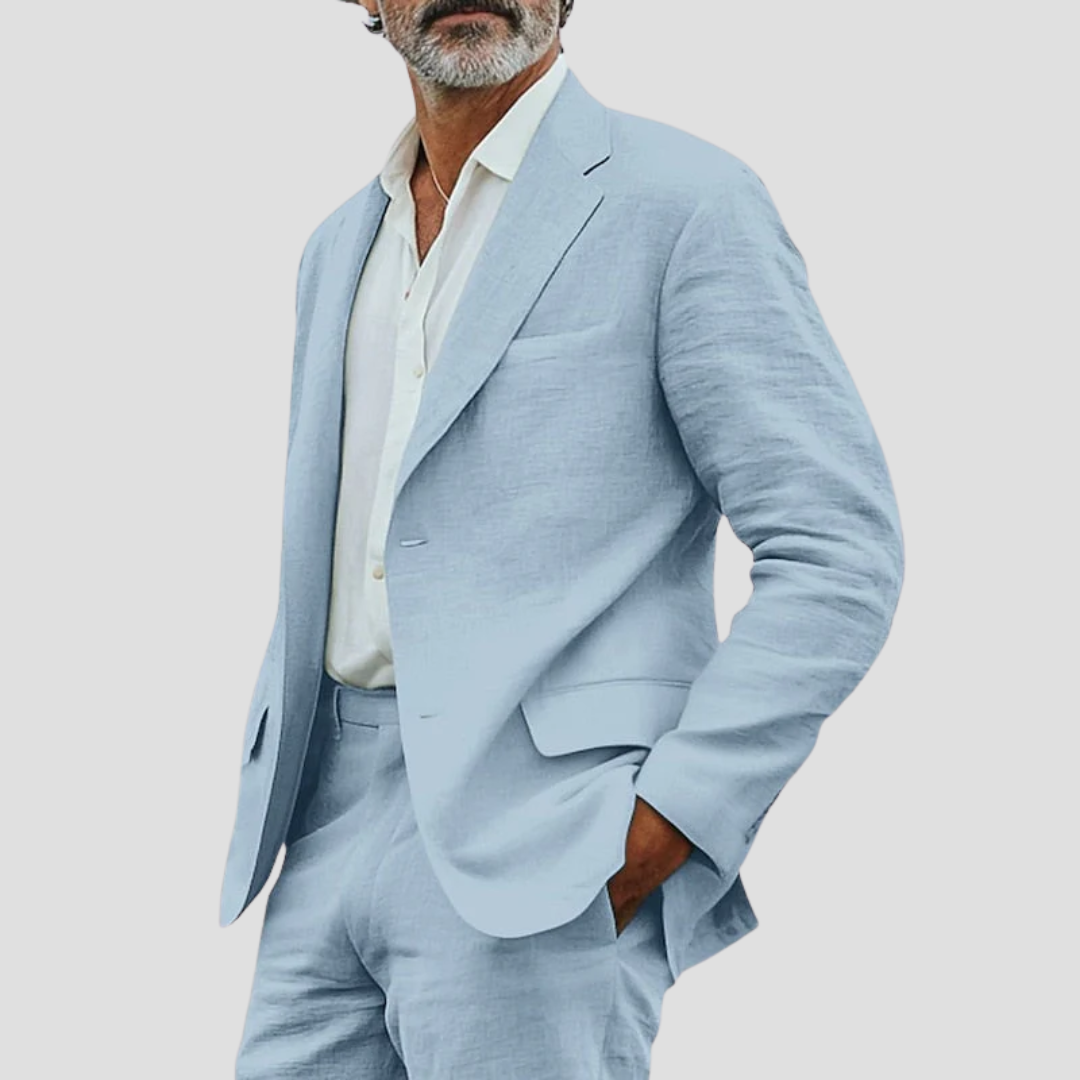 Lekki lniany garnitur męski, szałwiowy zielony, luźny krój. Idealny na szykowny i wygodny strój letni.