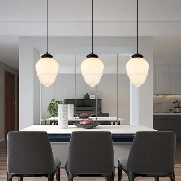 Wisząca lampa geometryczna z mlecznego białego szkła w stylu vintage