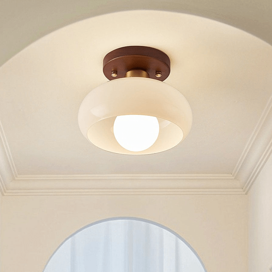 Biała Lampa Sufitowa Vintage na Mały Korytarz