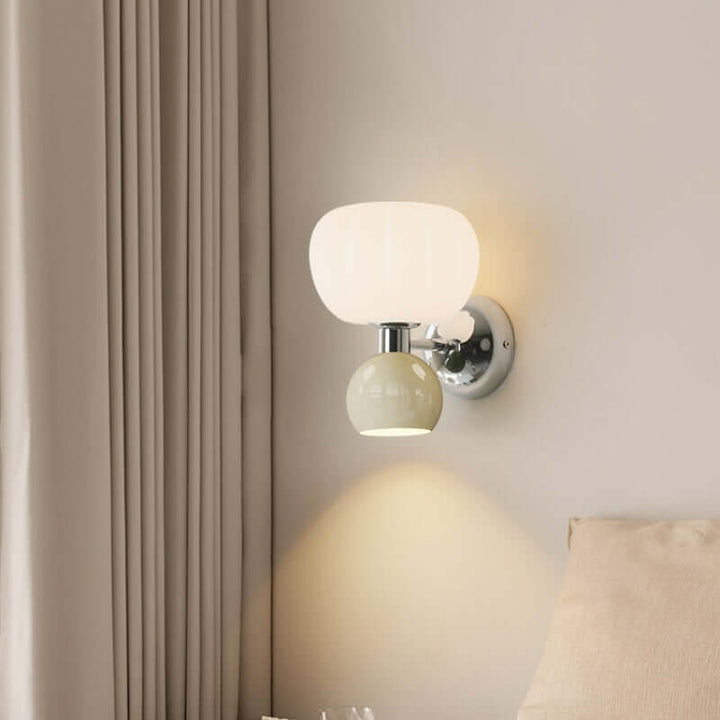 Nowoczesne kremowe kinkiety LED