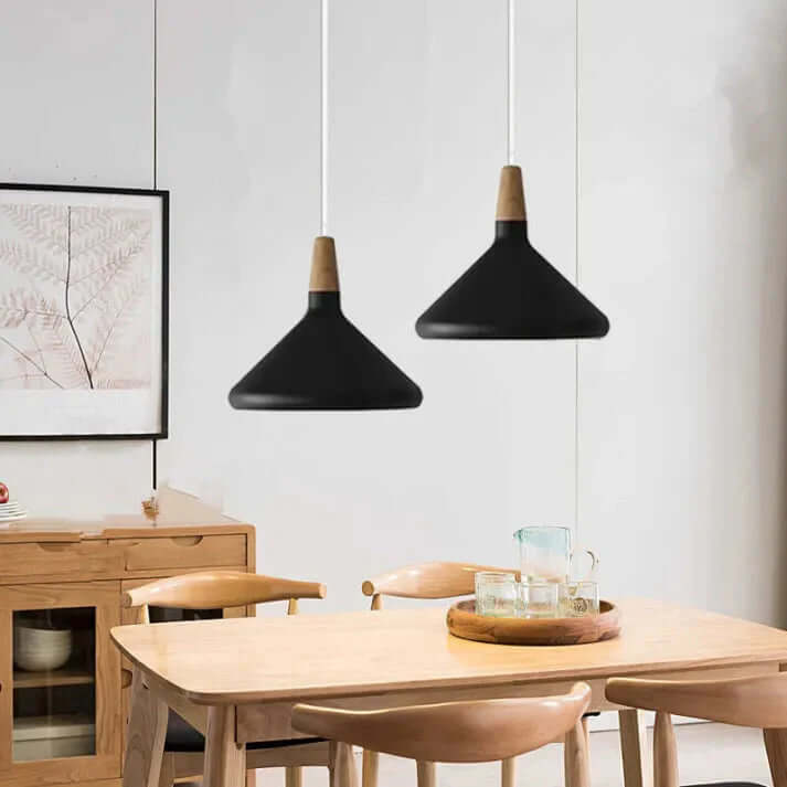 Stożkowa lampa wisząca w stylu francuskim