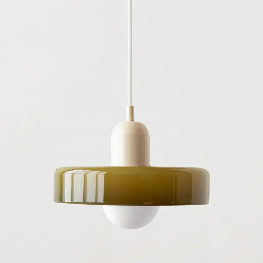 Eleganckie oświetlenie, lampa sufitowa marmurowa, design skandynawski.