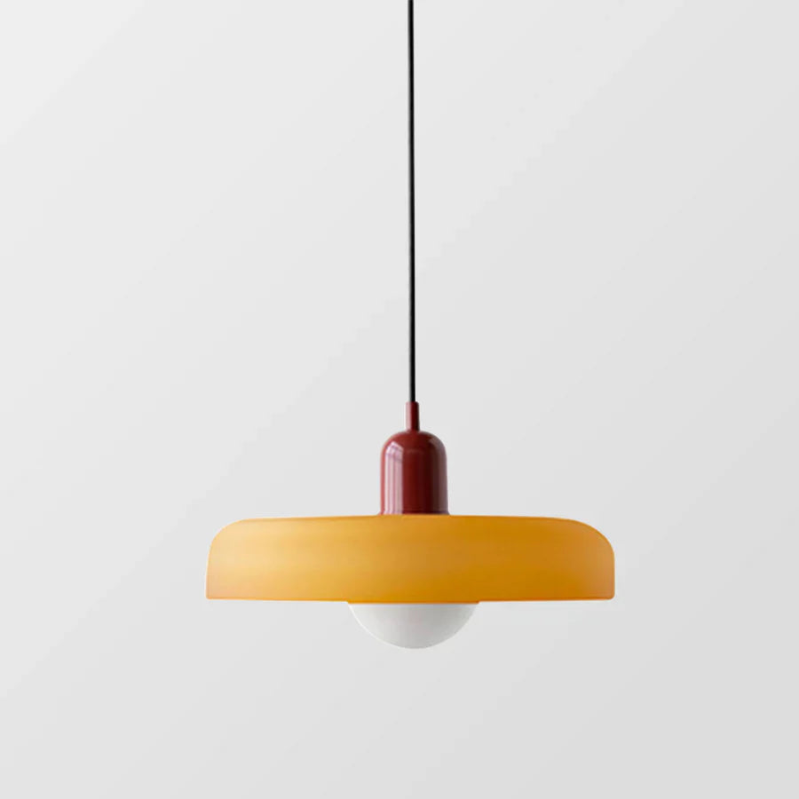 Elegancka lampa sufitowa marmurowa, design skandynawski, idealna do salonu.