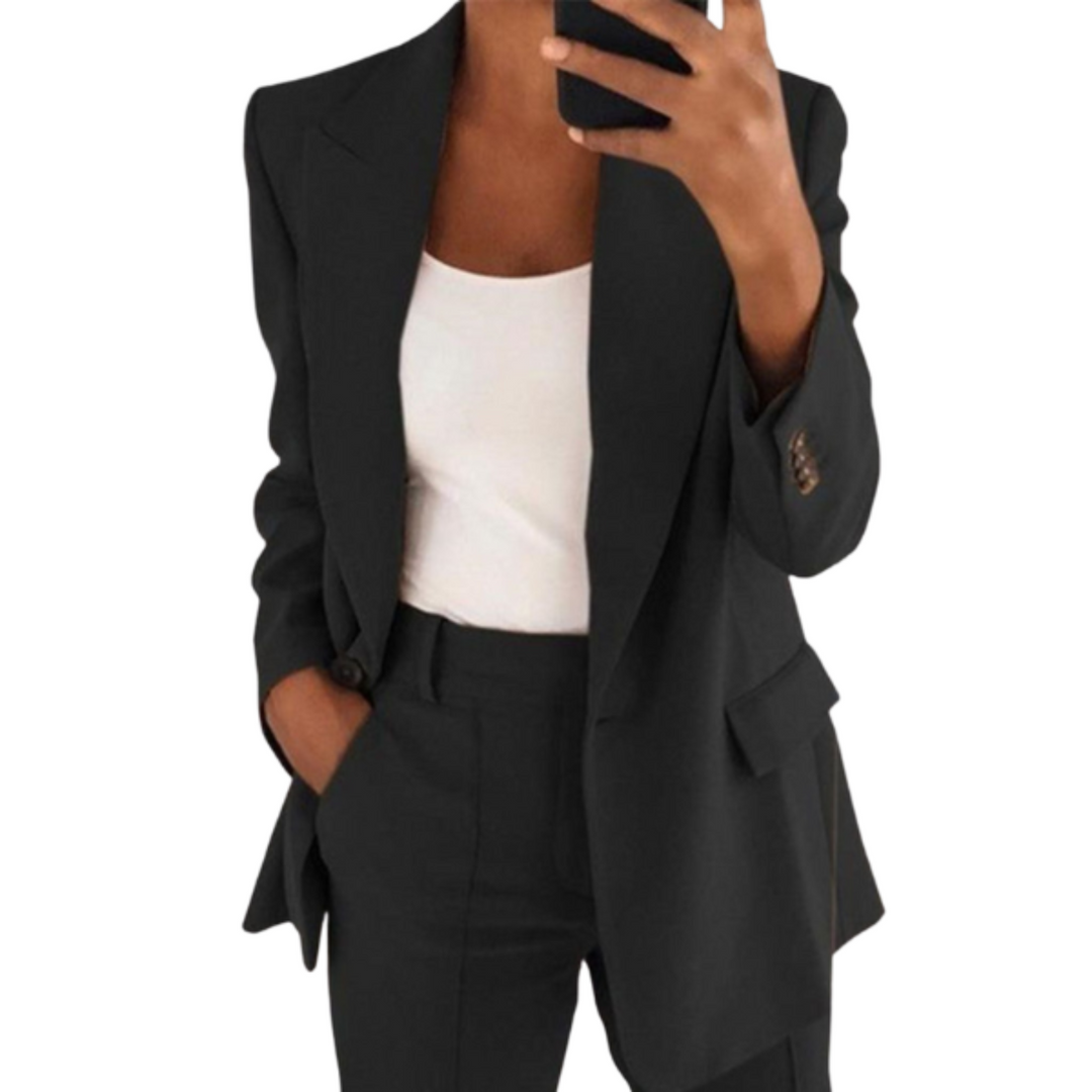 "Ensemble blazer femme élégant, colbert et pantalon, design chic, couleurs variées, tenue parfaite pour toutes occasions."