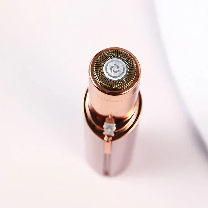 Kompaktowy depilator do twarzy, mały, biały, precyzyjne i delikatne usuwanie włosów, idealny do wrażliwych obszarów, łatwy do przenoszenia.